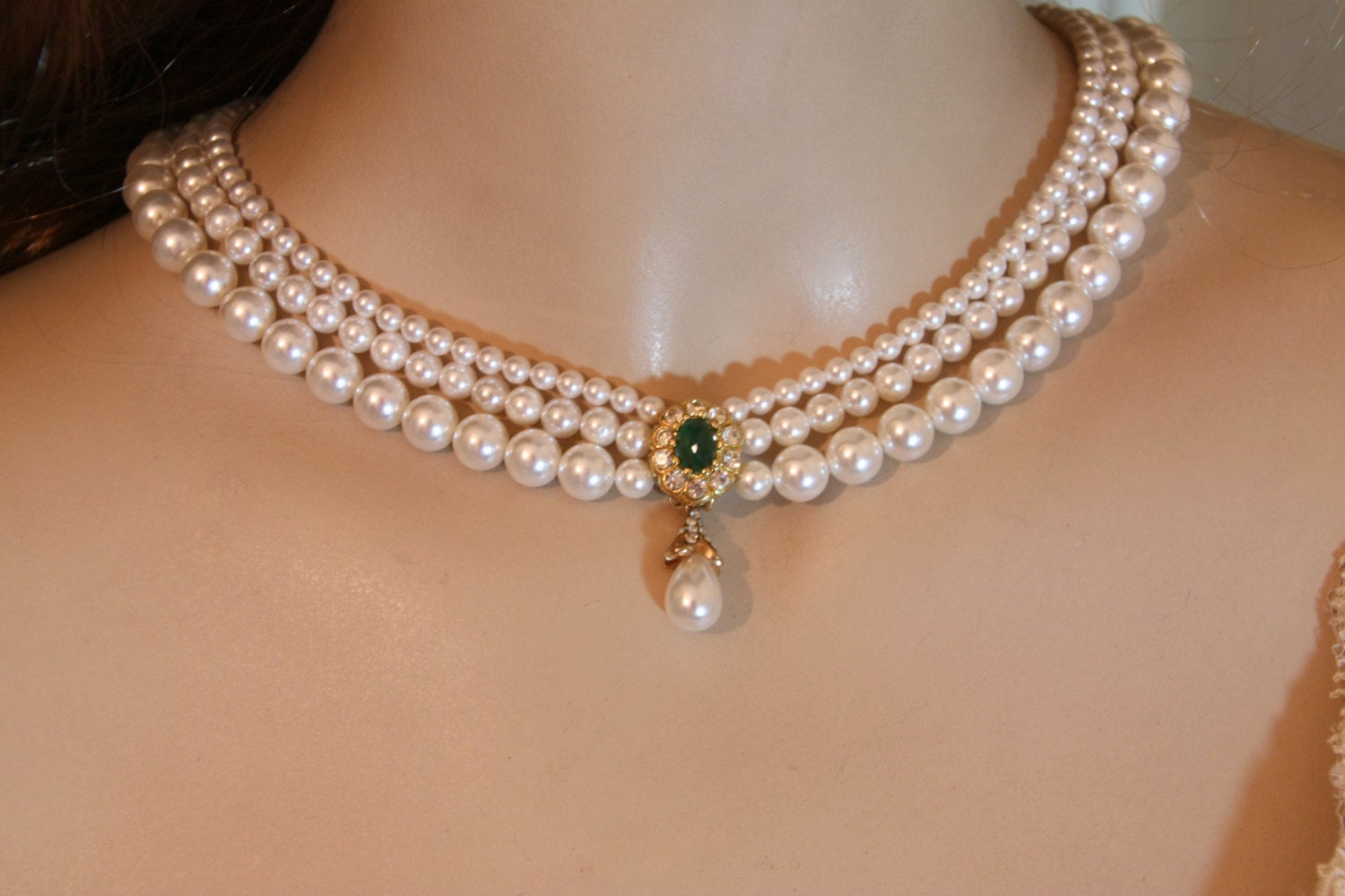 How to Make a Pearl Necklace?